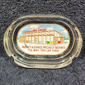 VINTAGE CATAWBA DAIRY BAR ASHTRAY /  HICKORY NORTH CAROLINA  /  1955